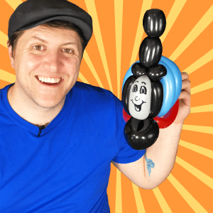 Video: Thomas the Tank Engine Balloon Art by Balloon Josh